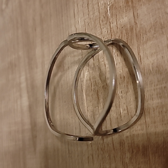 FRANCESCA'S COLLECTIONs CUFF BRACELET - Picture 3 of 5